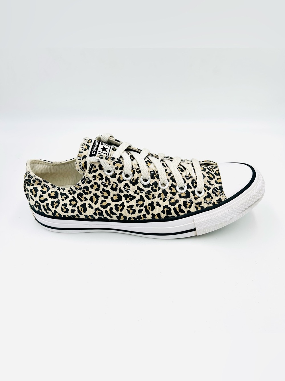 Converse Chuck Taylor All Star Ox Leopard Print Sneakers Women Size 9 Canvas - Picture 3 of 11